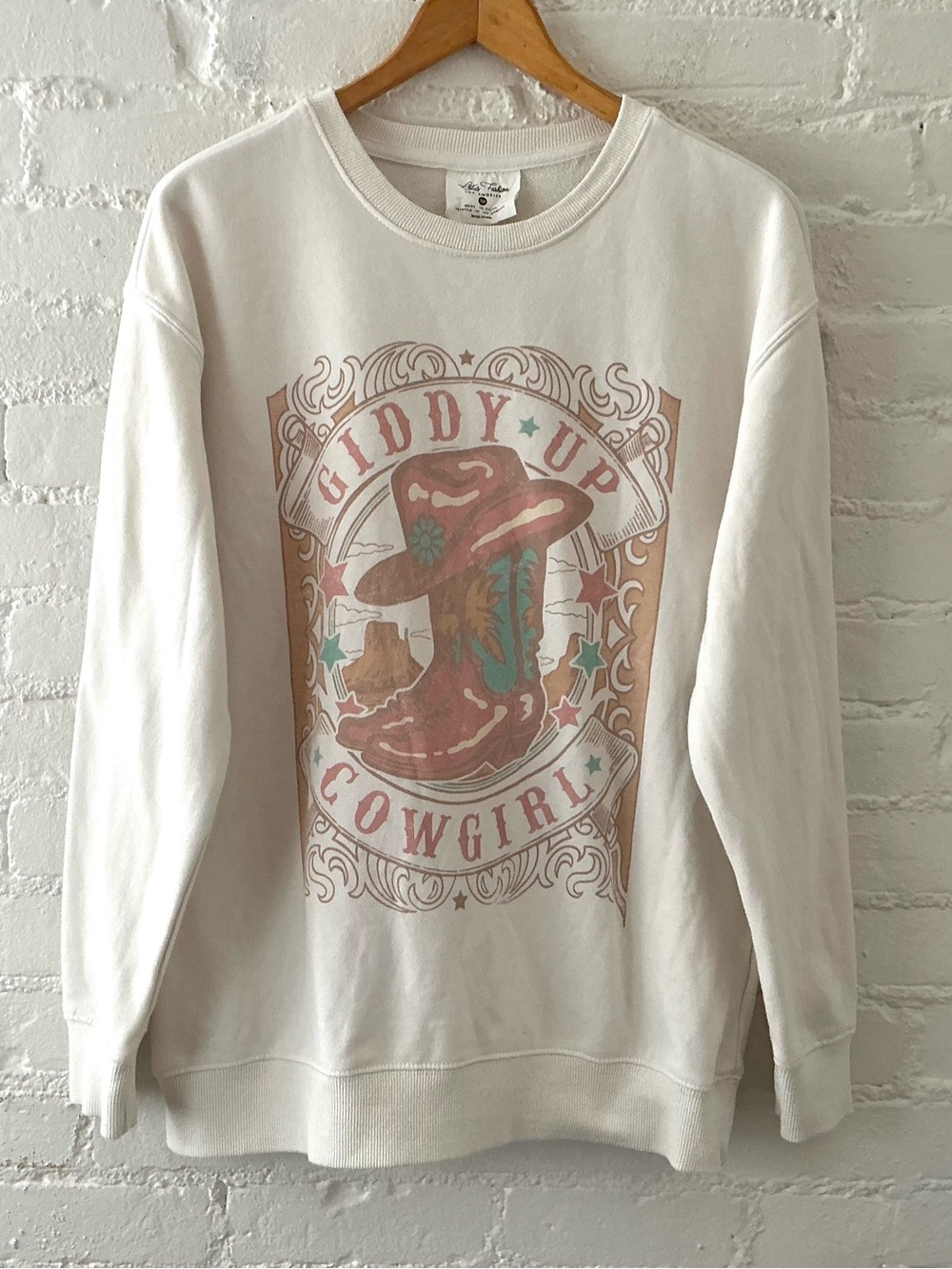 Lotus Fashions Vintage Western Giddy Up Cowgirl Graphic Crewneck Sweatshirt